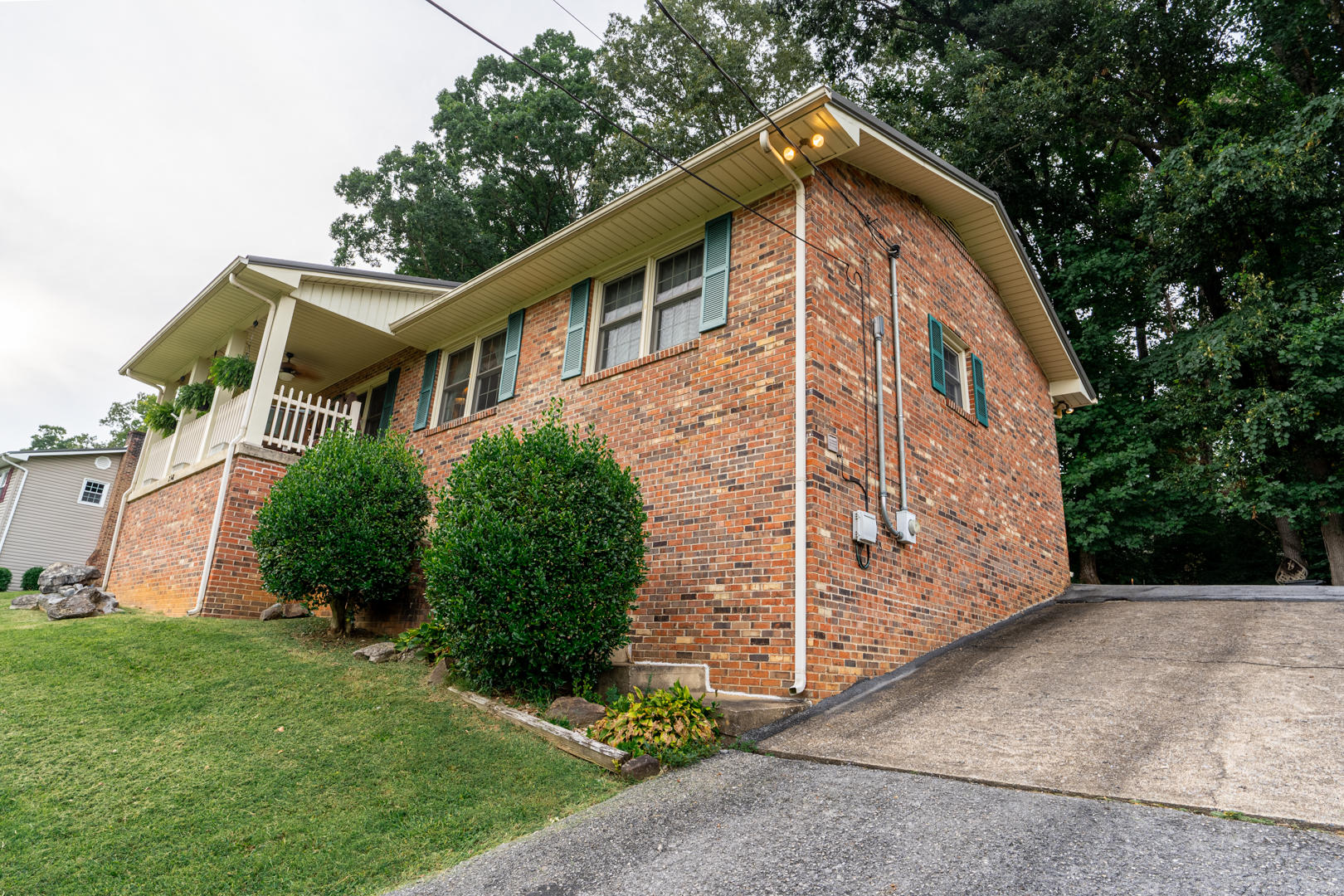 2548 Bob Little Road Elizabethton, TN 37643 - Photo 12 of 53 DSC02822-HDR_IG