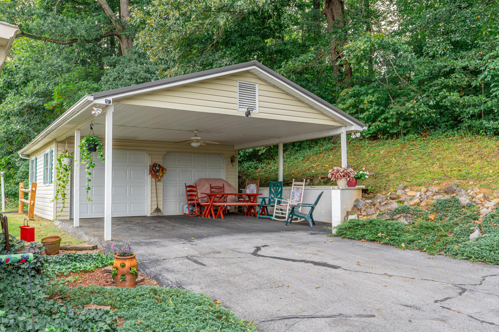2548 Bob Little Road Elizabethton, TN 37643 - Photo 17 of 53 DSC02807-HDR_IG