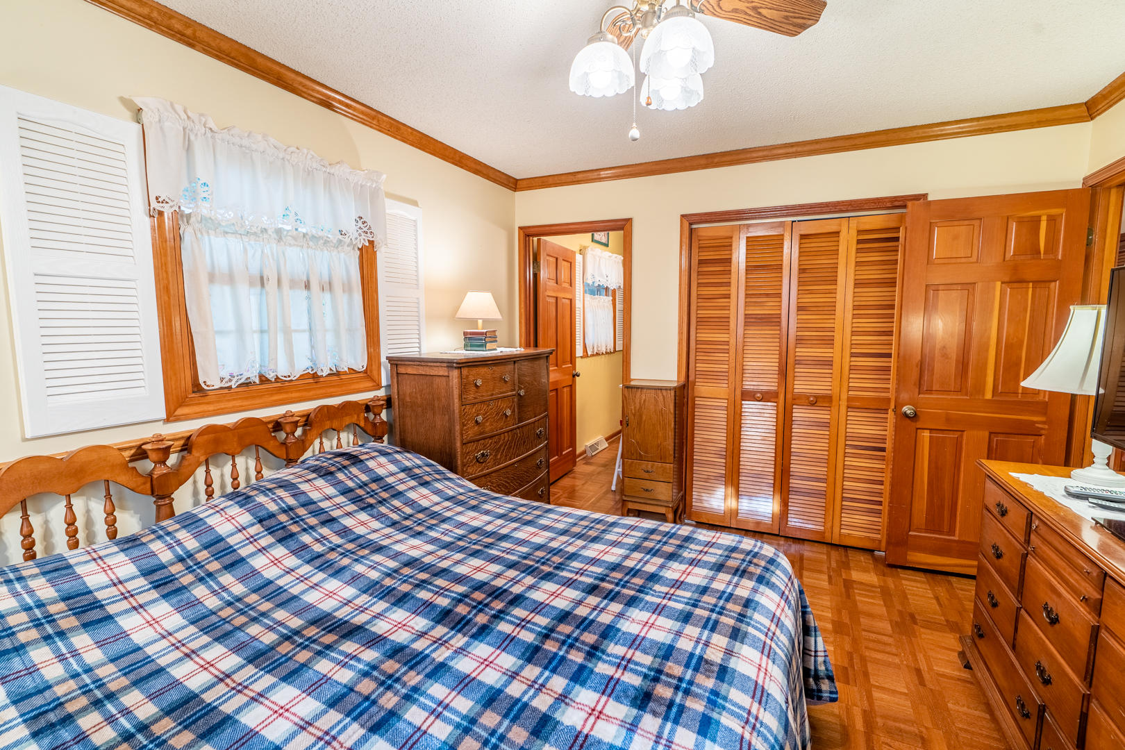 2548 Bob Little Road Elizabethton, TN 37643 - Photo 29 of 53 DSC02742-HDR_IG