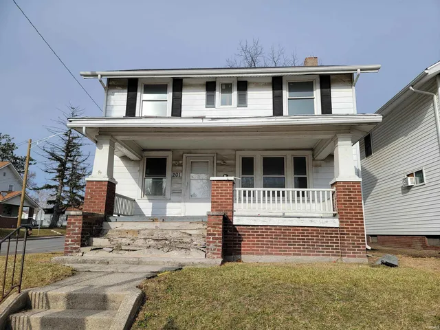 $85,000 | 201 East Wildwood Avenue, Fort Wayne, IN 46806