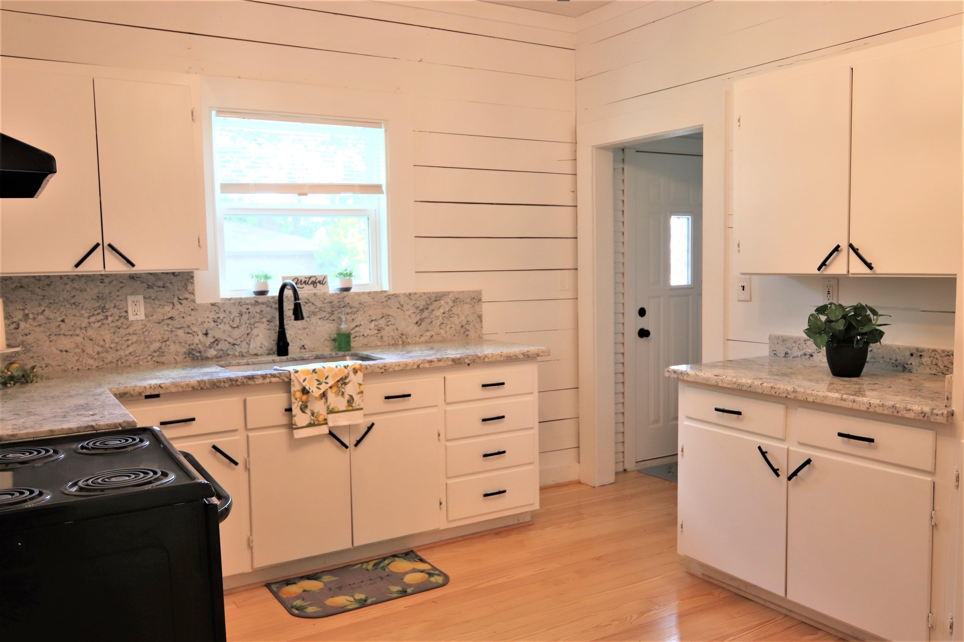 170 South 4th Street Silsbee, TX 77656 - Photo 22 of 26