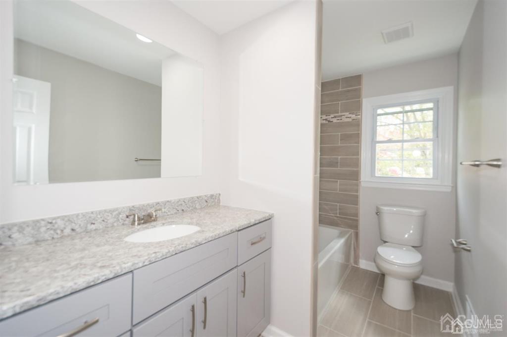 23 Lynnwood Road Edison, NJ 08820 - Photo 26 of 28