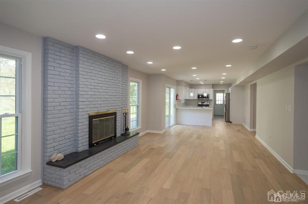23 Lynnwood Road Edison, NJ 08820 - Photo 9 of 28