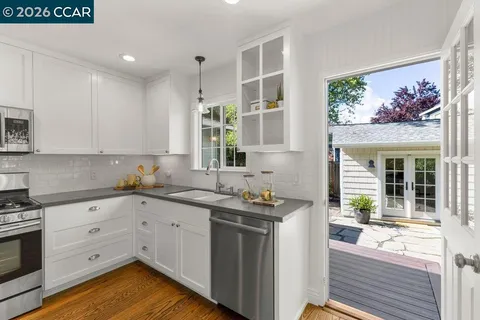 $1,300,000 | 30 Maple Lane, Walnut Creek, CA 94595