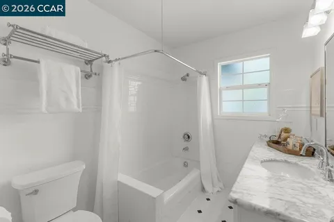 $1,300,000 | 30 Maple Lane, Walnut Creek, CA 94595