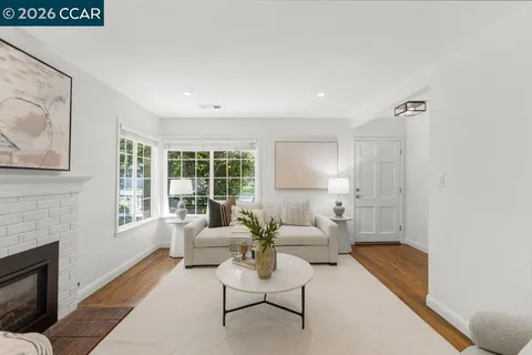 $1,300,000 | 30 Maple Lane, Walnut Creek, CA 94595