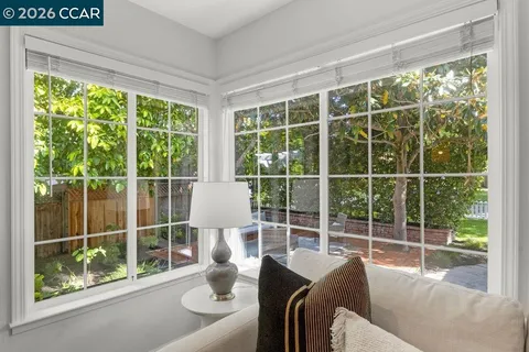 $1,300,000 | 30 Maple Lane, Walnut Creek, CA 94595