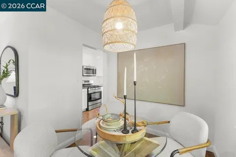 $1,300,000 | 30 Maple Lane, Walnut Creek, CA 94595