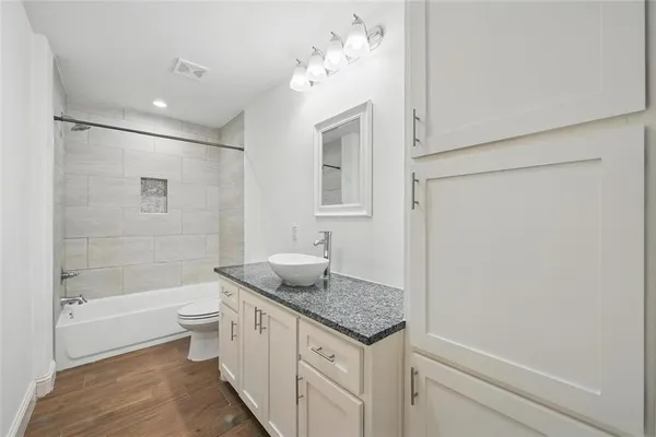 $1,500 | 607 East Carter Street, Unit 609, Sherman, TX 75090