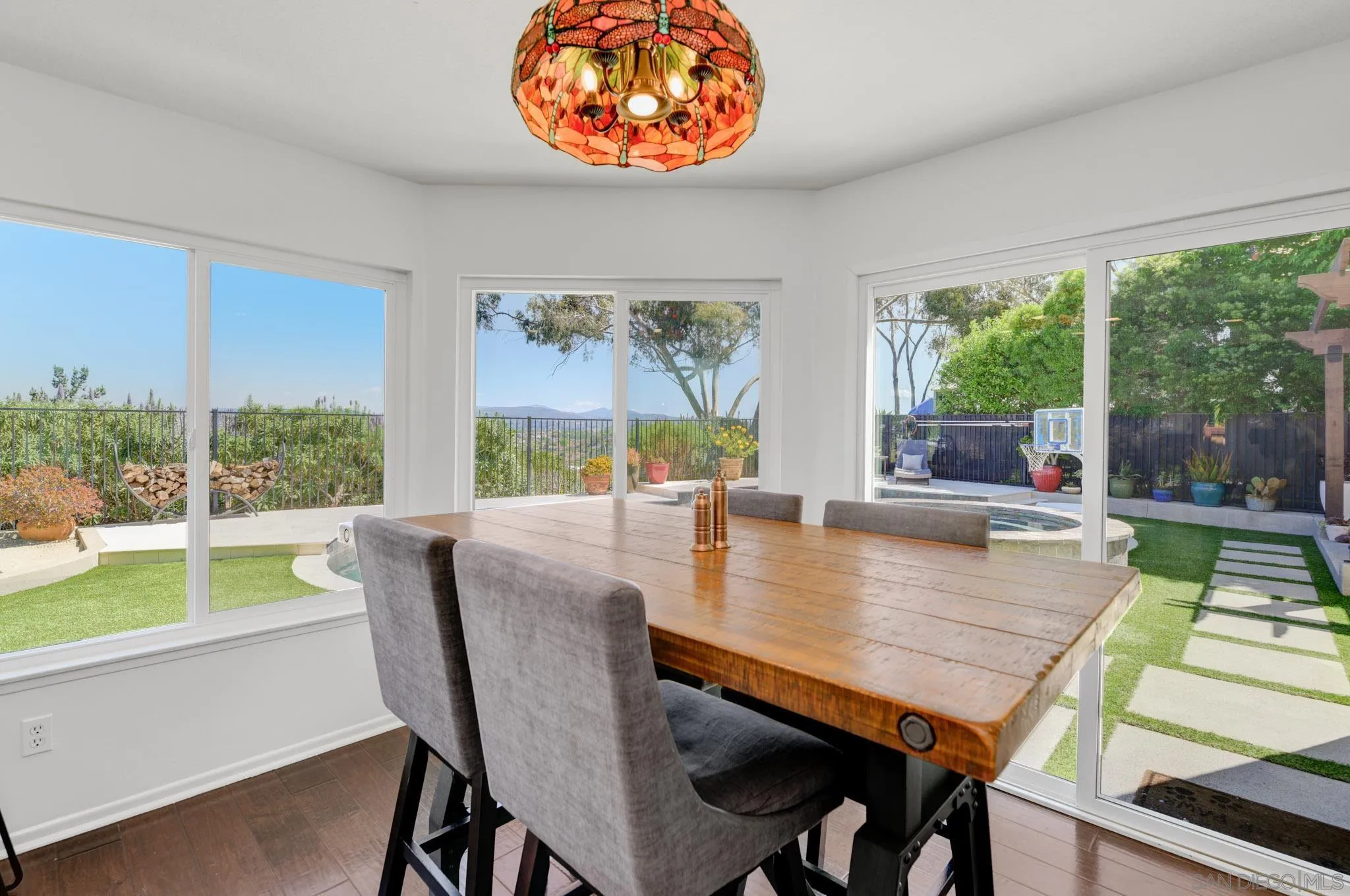 367 Via Andalusia Encinitas, CA 92024 - Photo 12 of 37 Gallery Image 12