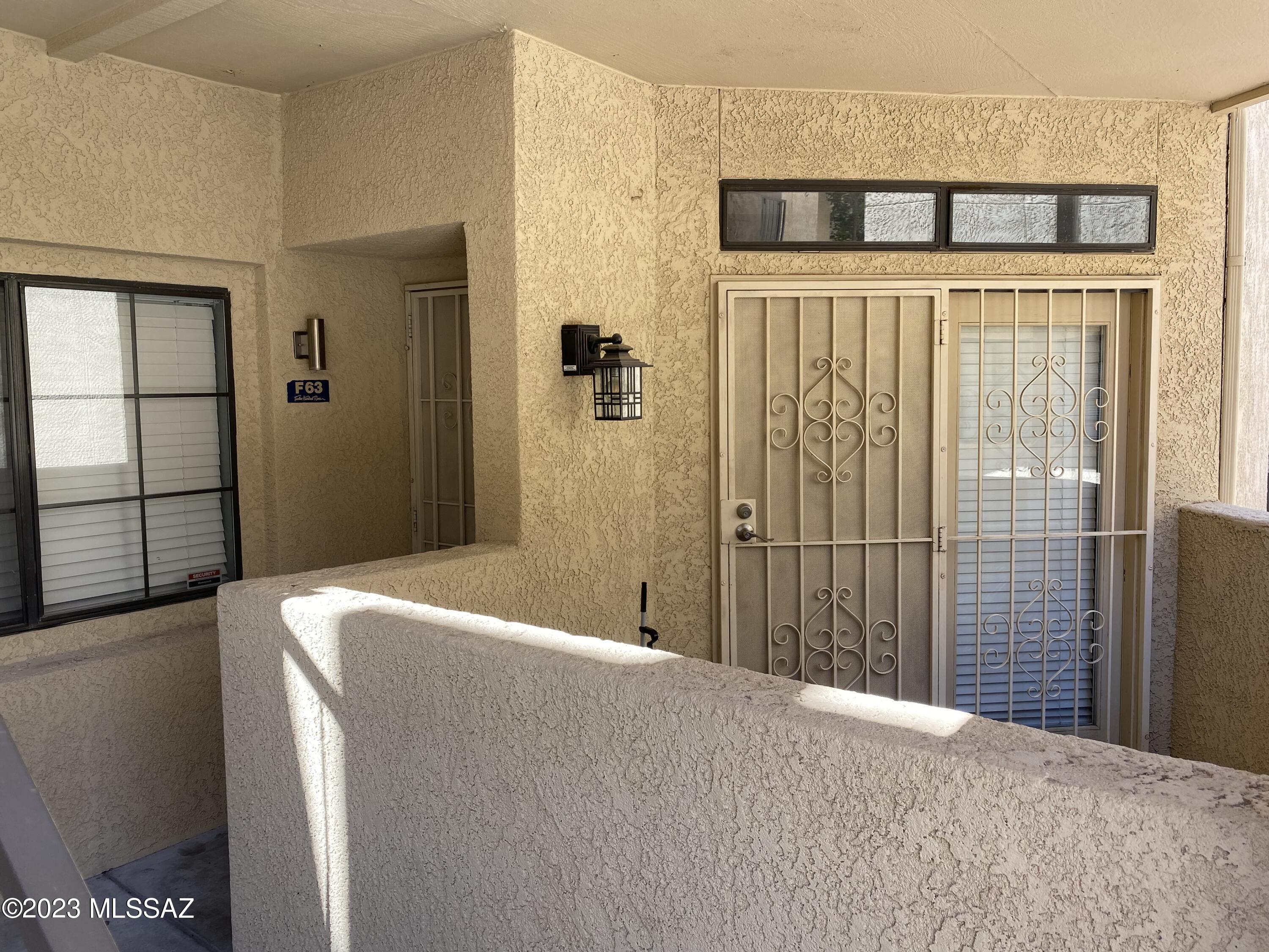 1200 East River Road, Unit F63 Tucson, AZ 85718 - Photo 3 of 20 patio 1