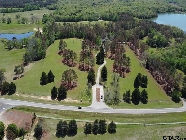 $1,300,000 | 17731 Highway 110, Lindale, TX 75771