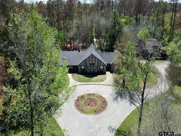 $1,300,000 | 17731 Highway 110, Lindale, TX 75771