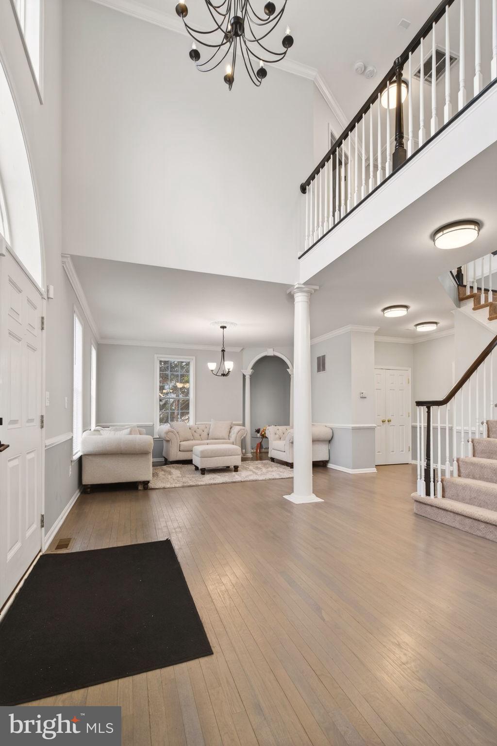 8020 Pohick Road Springfield, VA 22153 - Photo 19 of 57 a view of a living room and garage