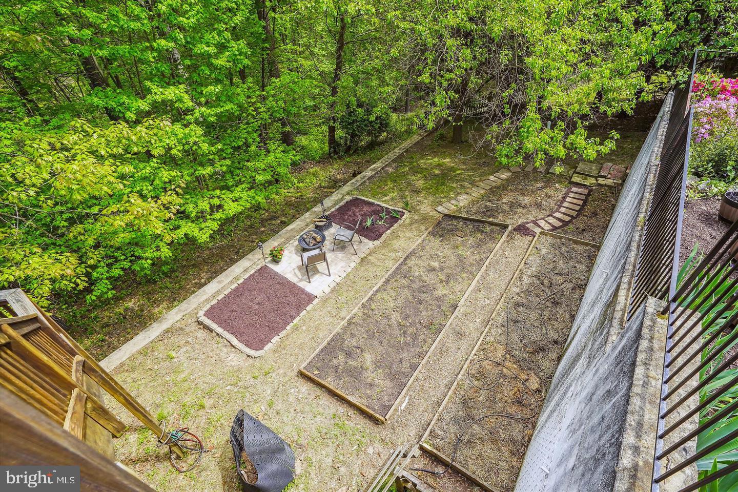 8020 Pohick Road Springfield, VA 22153 - Photo 45 of 57 an aerial view of a house