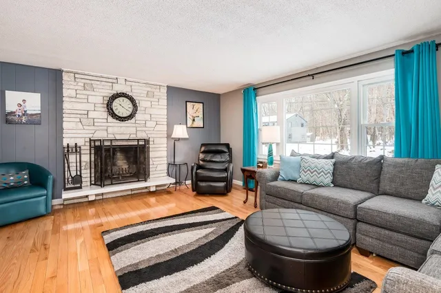 $700,000 | 5 Alden Avenue, North Hampton, NH 03862