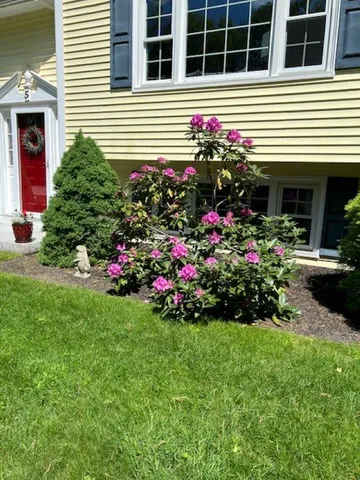 $700,000 | 5 Alden Avenue, North Hampton, NH 03862