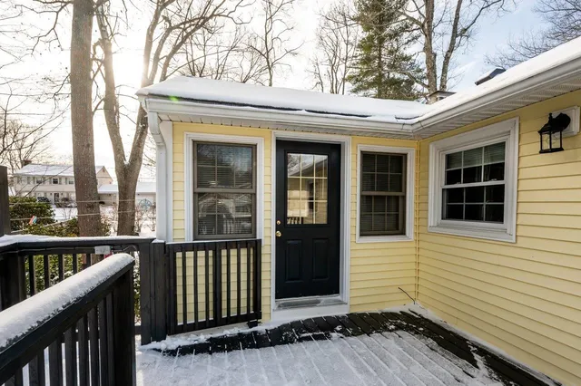 $700,000 | 5 Alden Avenue, North Hampton, NH 03862