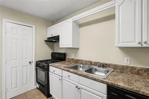 $164,900 | 2715 Greystone Court, Austell, GA 30106