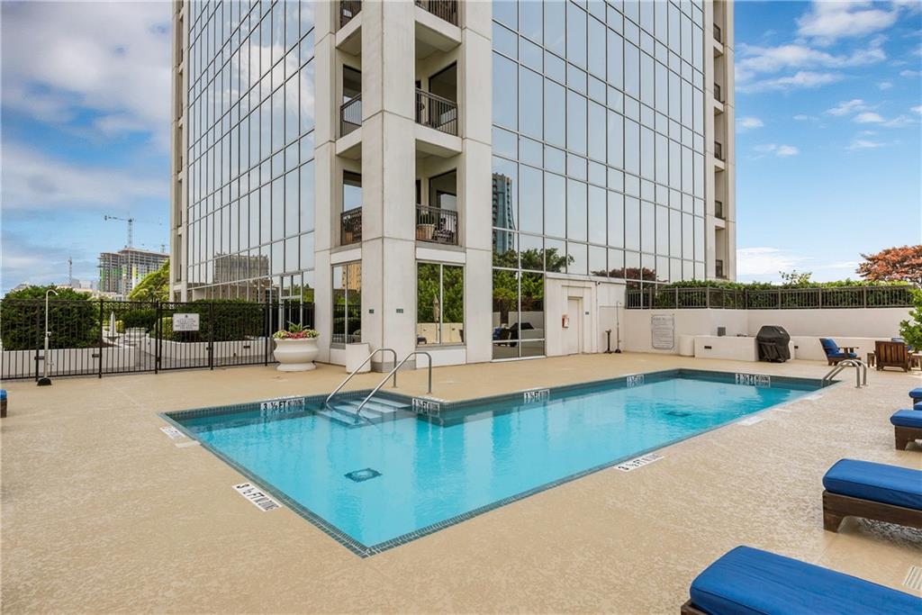 2828 Peachtree Road Northwest, Unit 1903 Atlanta, GA 30305 - Photo 32 of 37