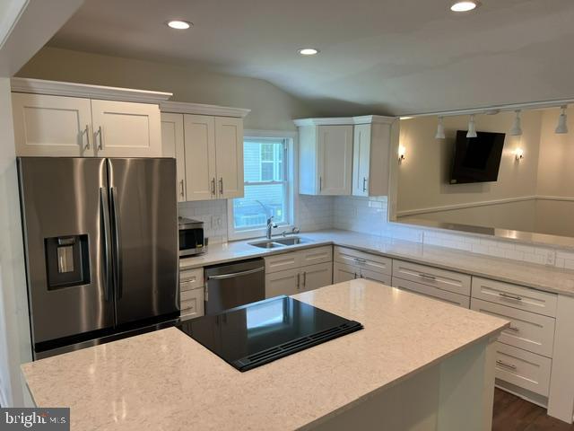 447 Ellis Avenue Lawnside, NJ 08045 - Photo 6 of 27 Electric stove in Island