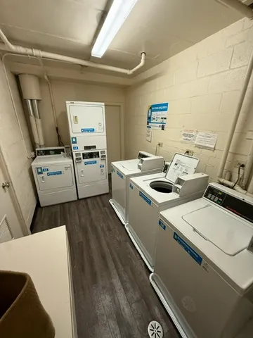 $194,700 | 1813 Hemlock Place, Unit 311, Schaumburg, IL 60173