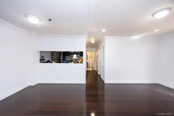 $518,000 | 141-16 84th Drive, Unit 4B | Briarwood