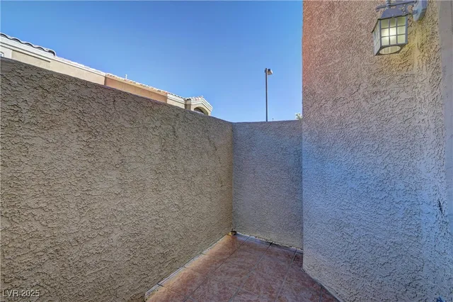 $1,750 | 5450 Morris Street, Unit 1220, Las Vegas, NV 89122