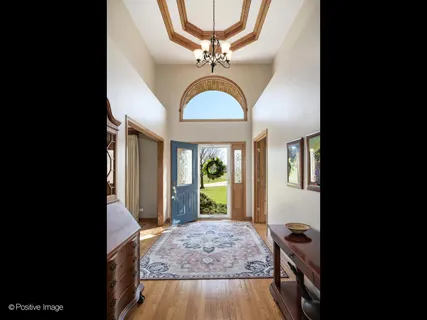 $650,000 | 7819 Loch Glen Drive, Lakewood, IL 60014