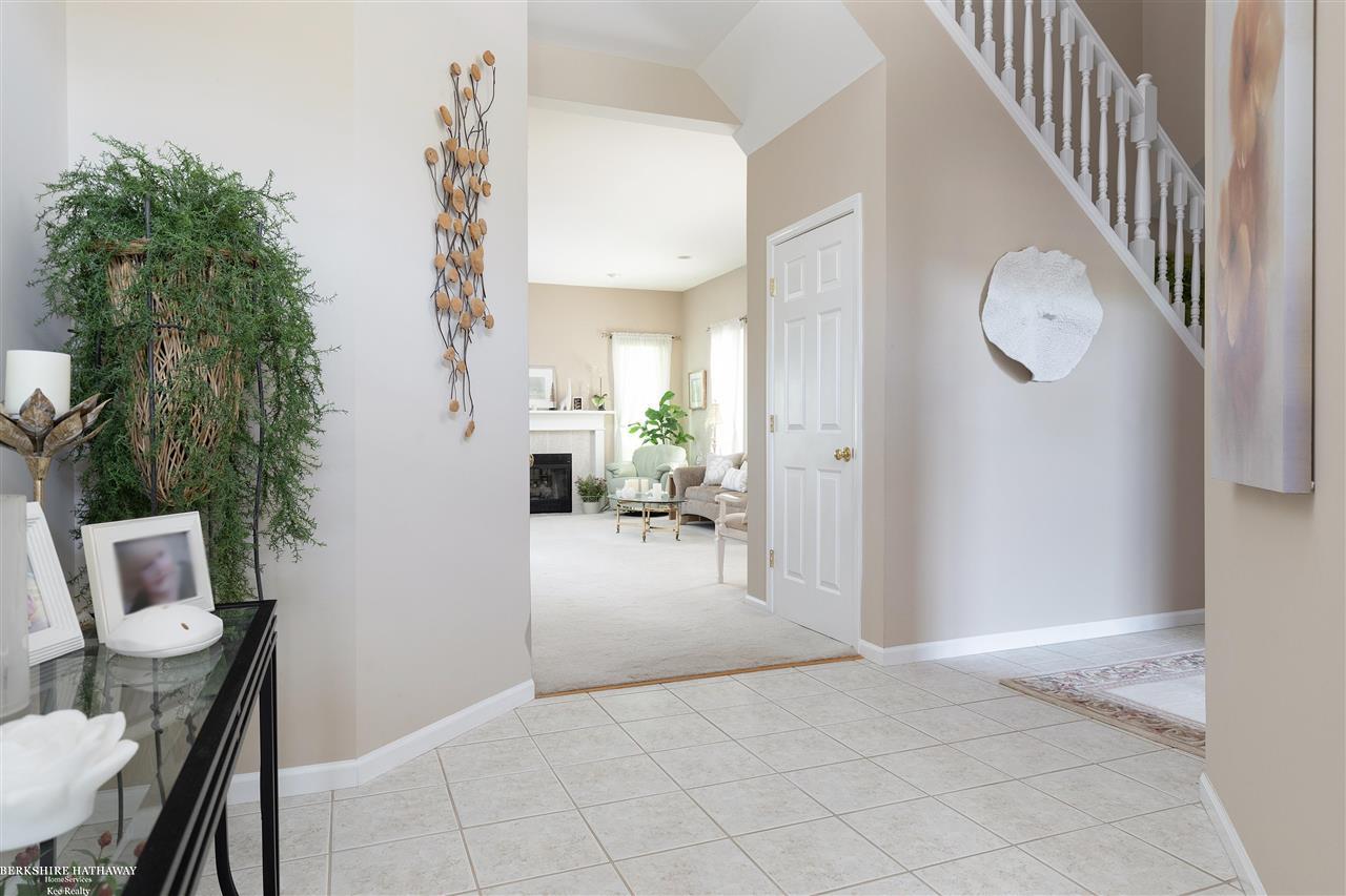 3233 Topview Court Rochester Hills, MI 48309 - Photo 5 of 43