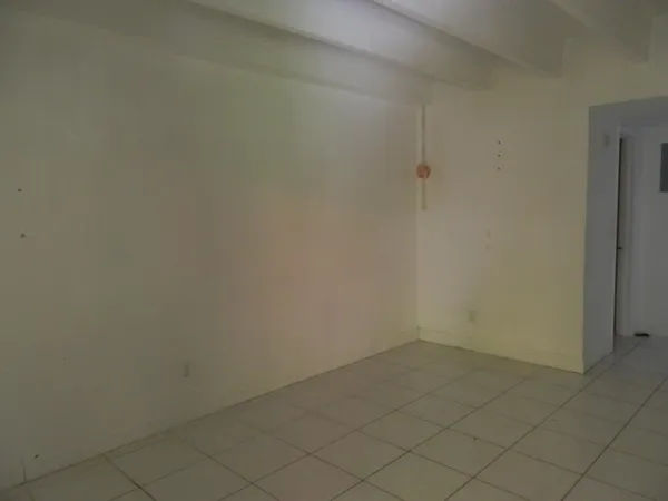 $1,695 | 330 Northwest 20th Street, Unit 108, Boca Raton, FL 33431