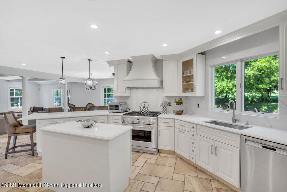 151 Montrose Road Colts Neck, NJ 07722 - Photo 22 of 70 027_dsc03602