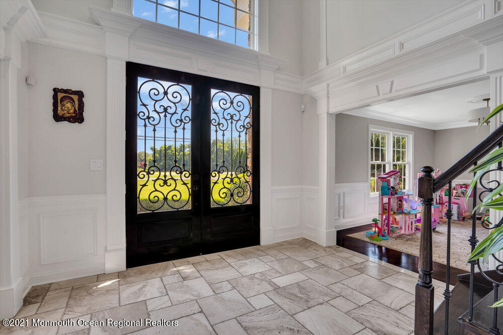 151 Montrose Road Colts Neck, NJ 07722 - Photo 4 of 70 008_dsc03507