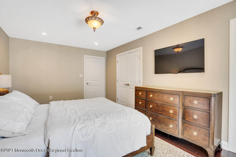 151 Montrose Road Colts Neck, NJ 07722 - Photo 39 of 70 044_dsc03392