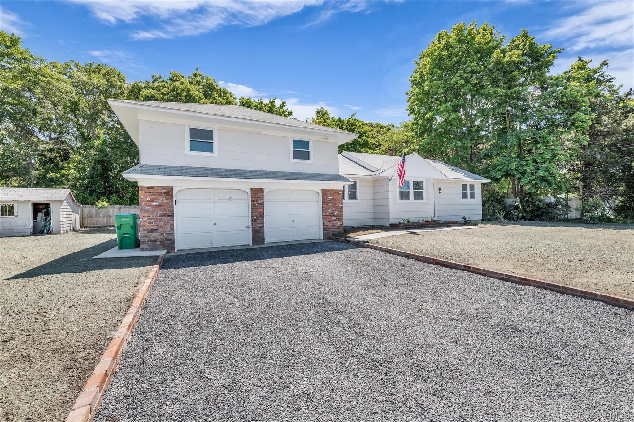 8 North Westbury Road Hampton Bays, NY 11946 - Photo 4 of 50