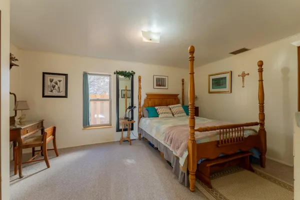 $450,000 | 350 Canyon Street, Lander, WY 82520