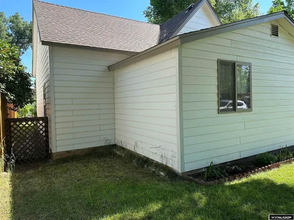 $450,000 | 350 Canyon Street, Lander, WY 82520