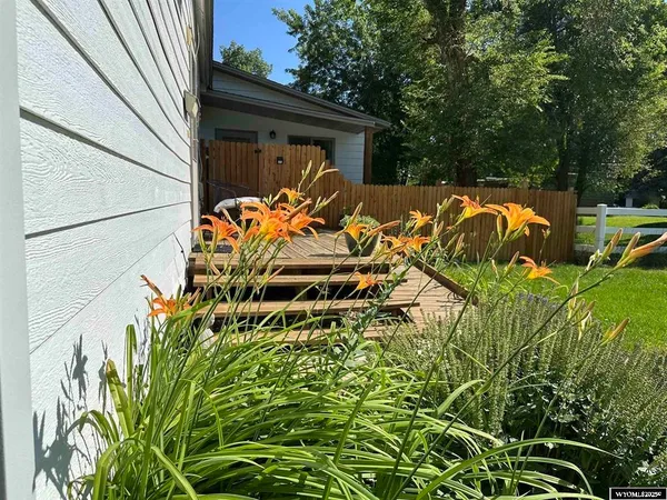 $450,000 | 350 Canyon Street, Lander, WY 82520