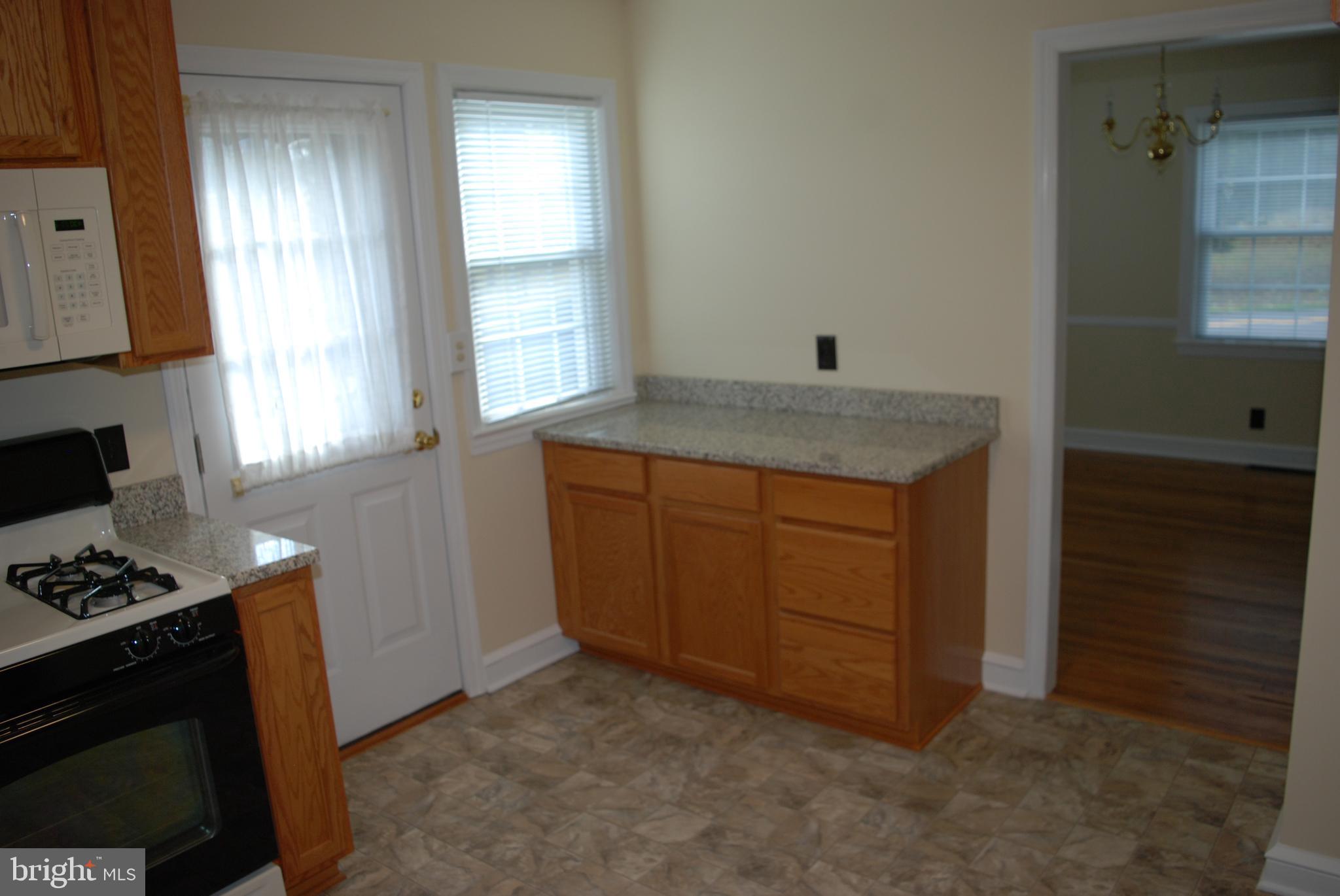 852 Benge Road Hockessin, DE 19707 - Photo 11 of 33 Kitchen