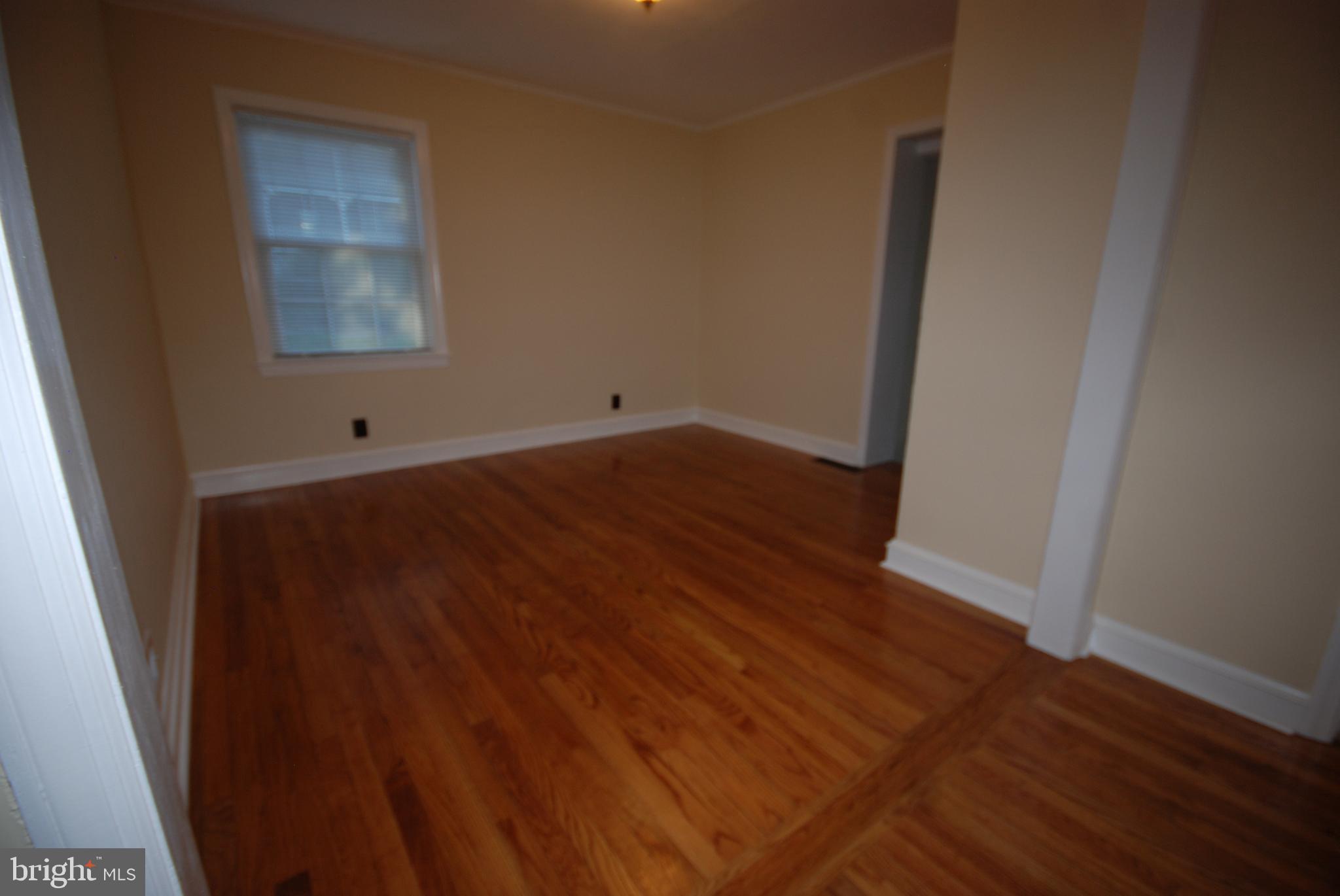 852 Benge Road Hockessin, DE 19707 - Photo 14 of 33 Den/Breakfast Room