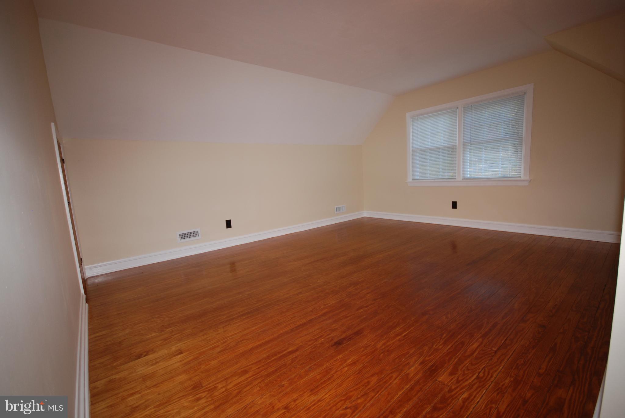 852 Benge Road Hockessin, DE 19707 - Photo 17 of 33 Master Bedroom