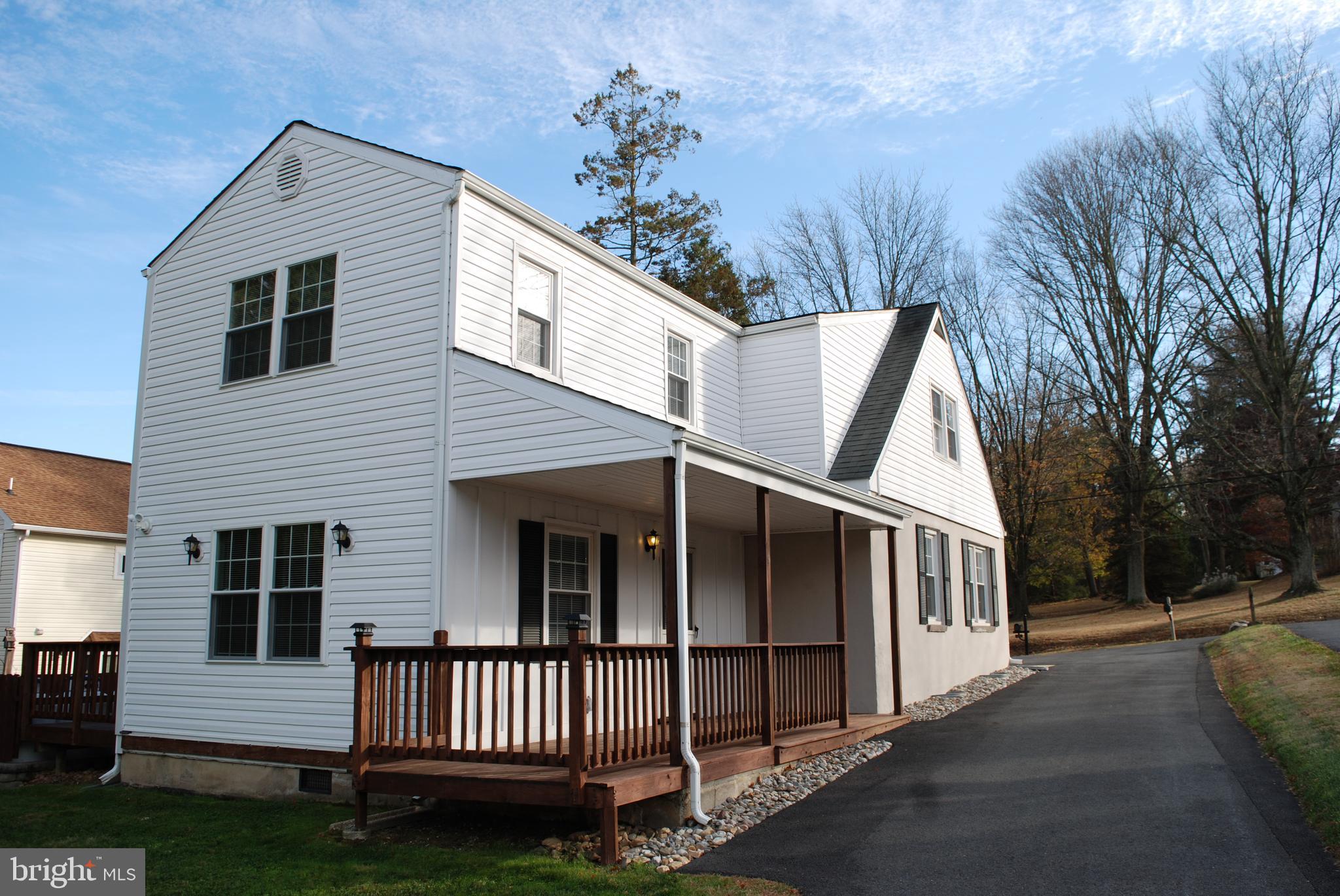 852 Benge Road Hockessin, DE 19707 - Photo 4 of 33 Gallery Image 4