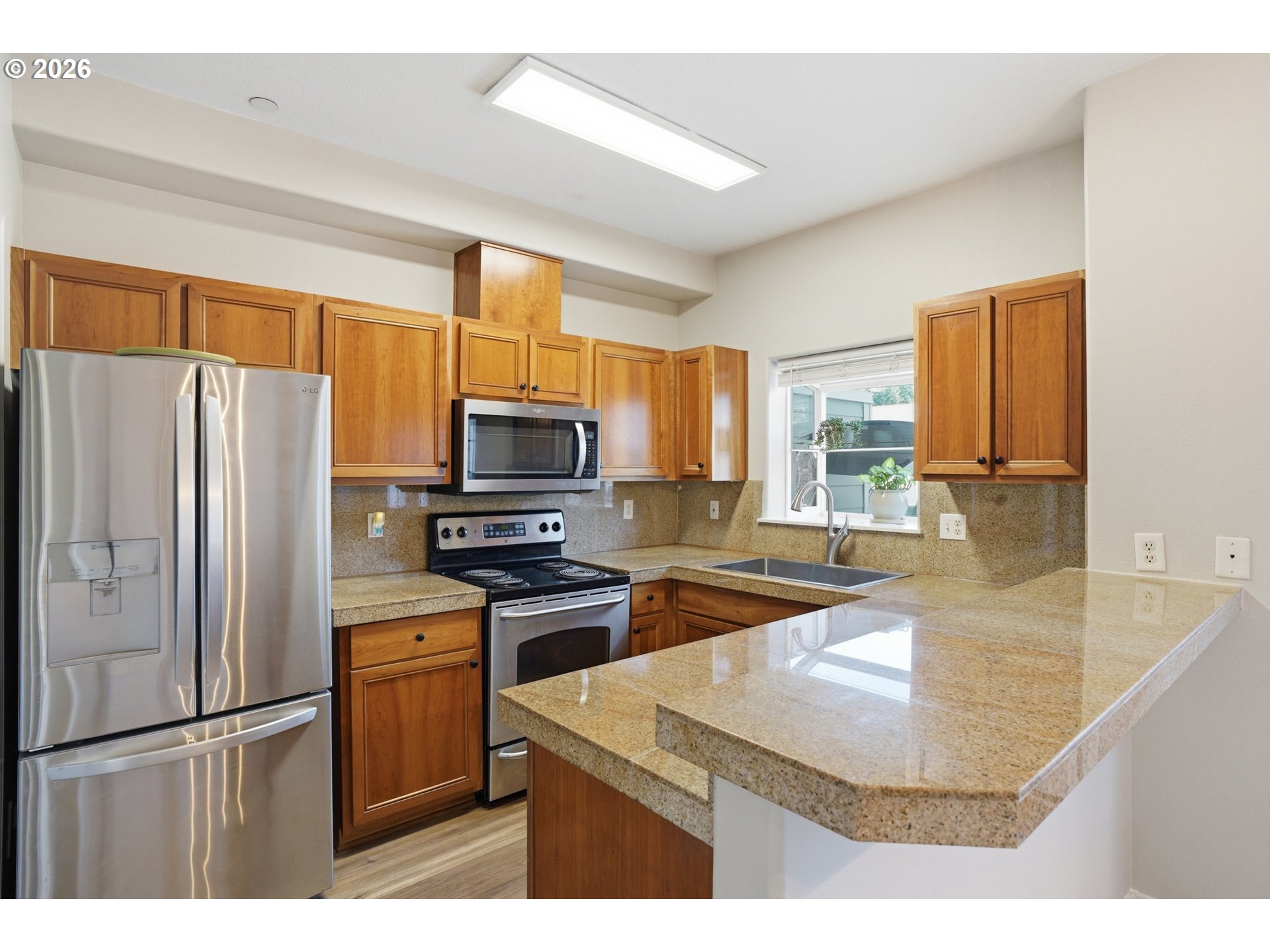 30330 Southwest Rebekah Street Wilsonville, OR 97070 - Photo 12 of 44