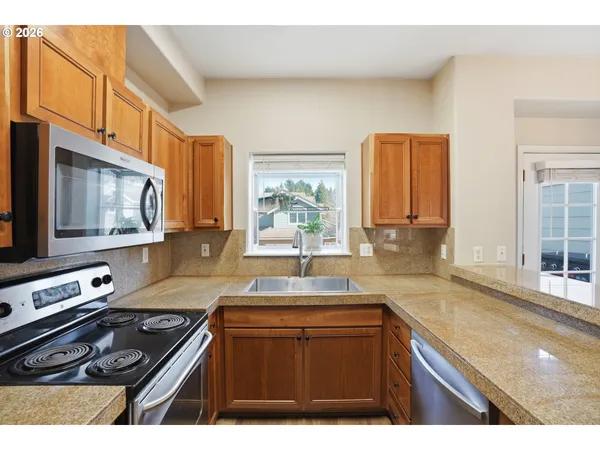 $415,000 | 30330 Southwest Rebekah Street, Unit 6, Wilsonville, OR 97070
