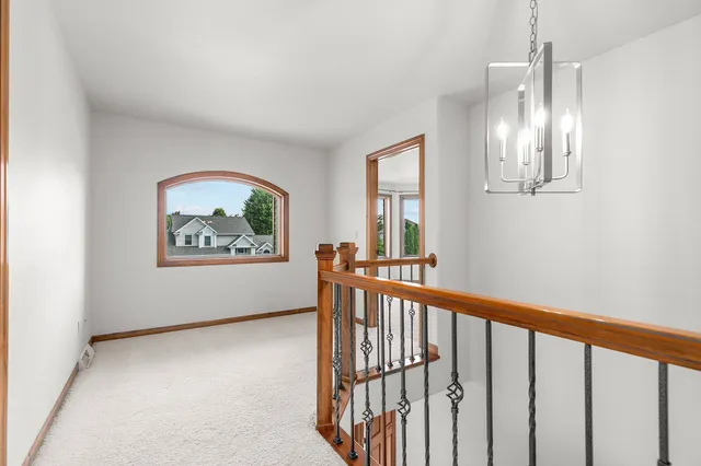 $469,900 | 231 Bosworth Lane, Neenah, WI 54956