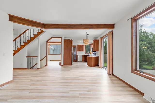 $469,900 | 231 Bosworth Lane, Neenah, WI 54956