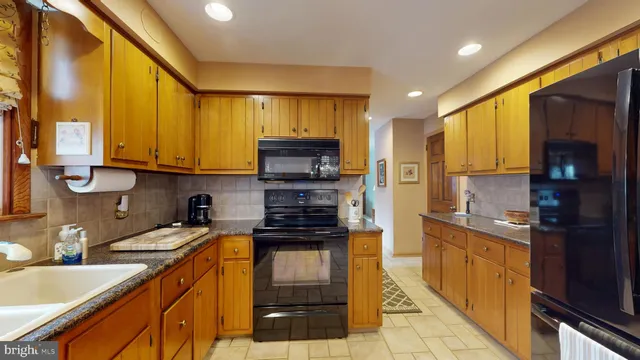 $525,000 | 2503 Rickerts Road, Perkasie, PA 18944