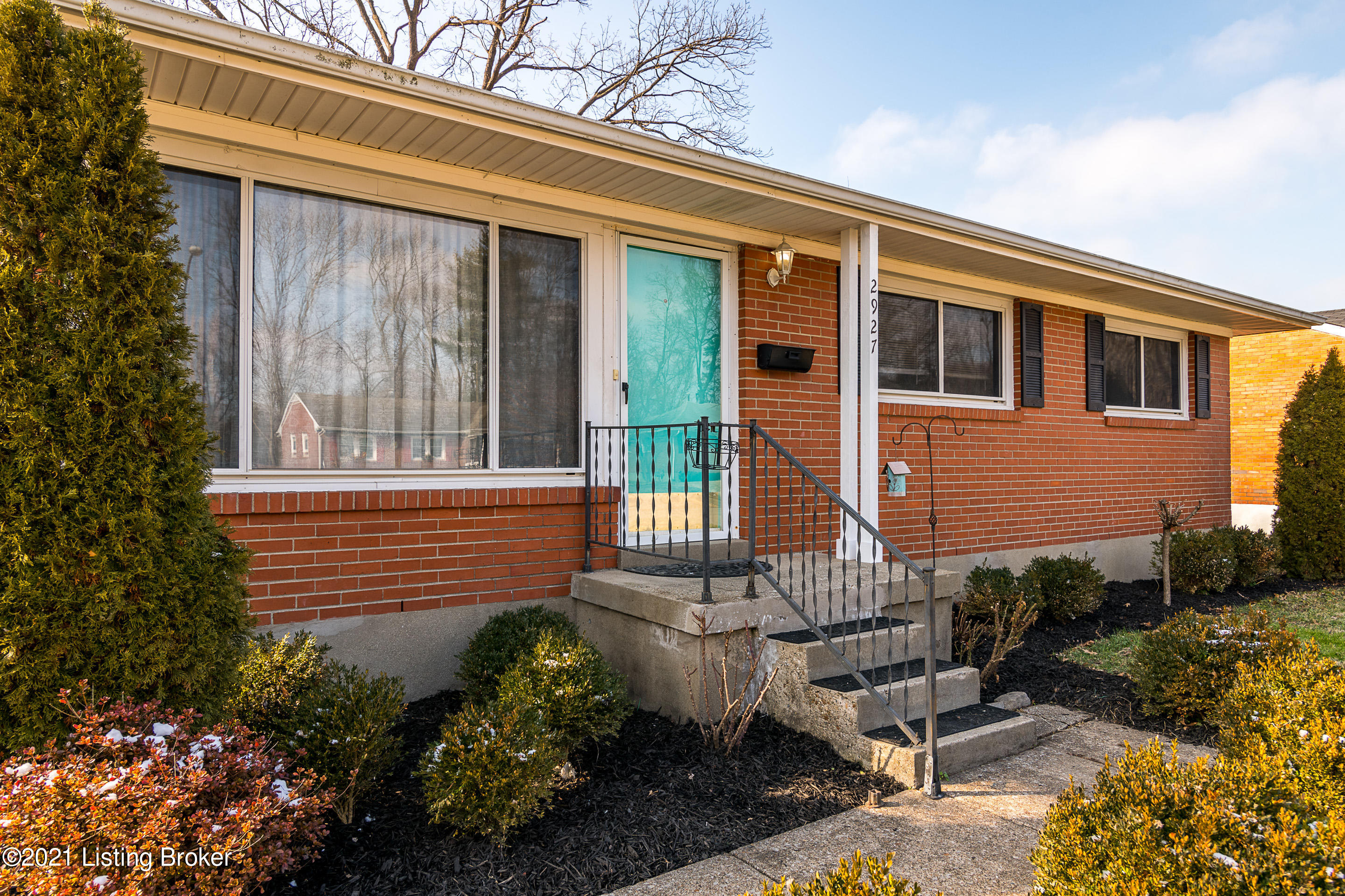 2927 Rio Rita Avenue Louisville, KY 40220 - Photo 3 of 20 DHI-4