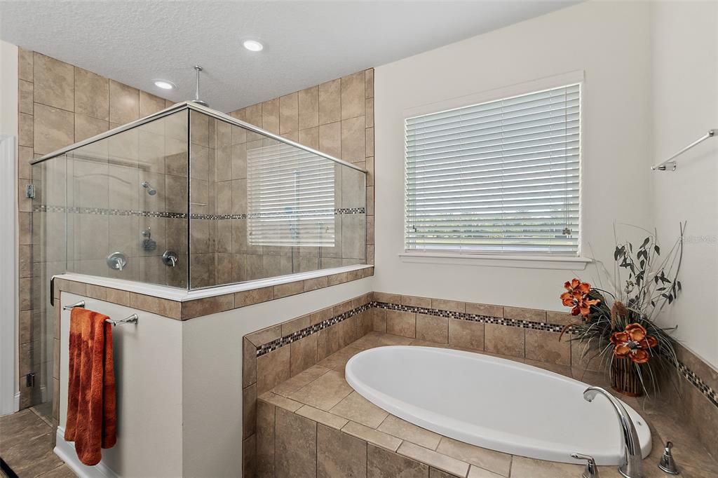 39 Turtle Ridge Drive Flagler Beach, FL 32136 - Photo 26 of 58 a bathroom with a sink and a mirror