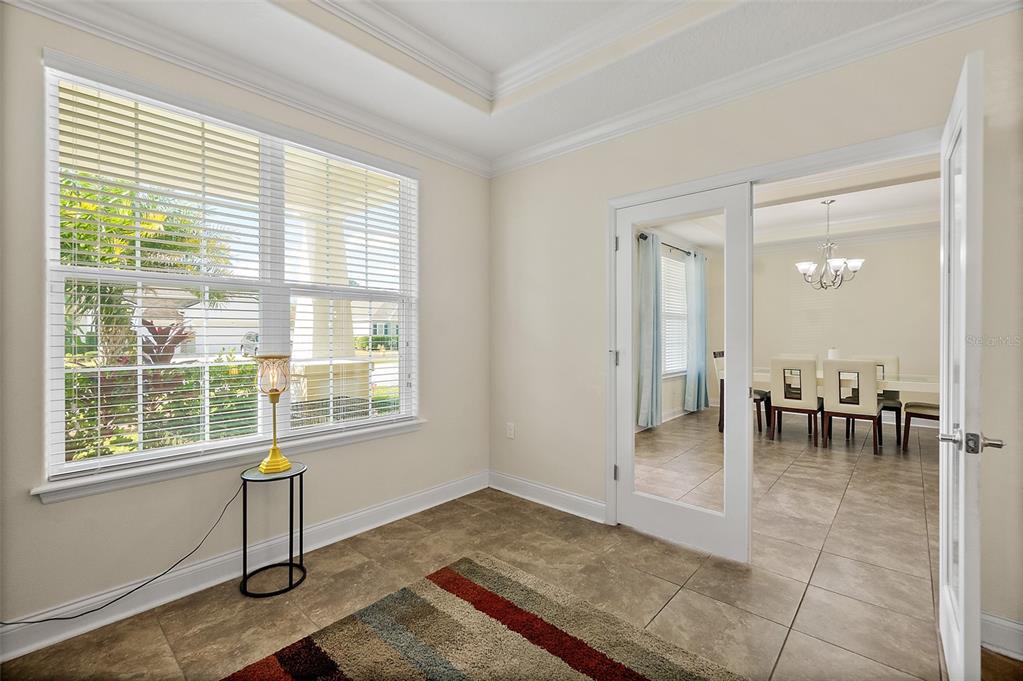 39 Turtle Ridge Drive Flagler Beach, FL 32136 - Photo 54 of 58 a view of a livingroom with furniture and windows